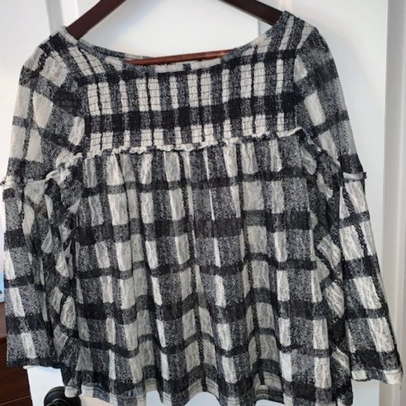 Anthropologie Akemi + Kin Blouse - Picture 2 of 4